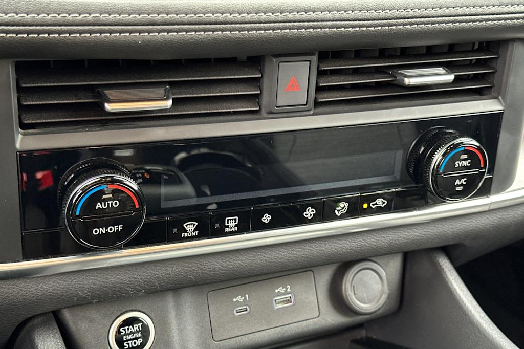 Thumbnail: 2023 Nissan Rogue - 25