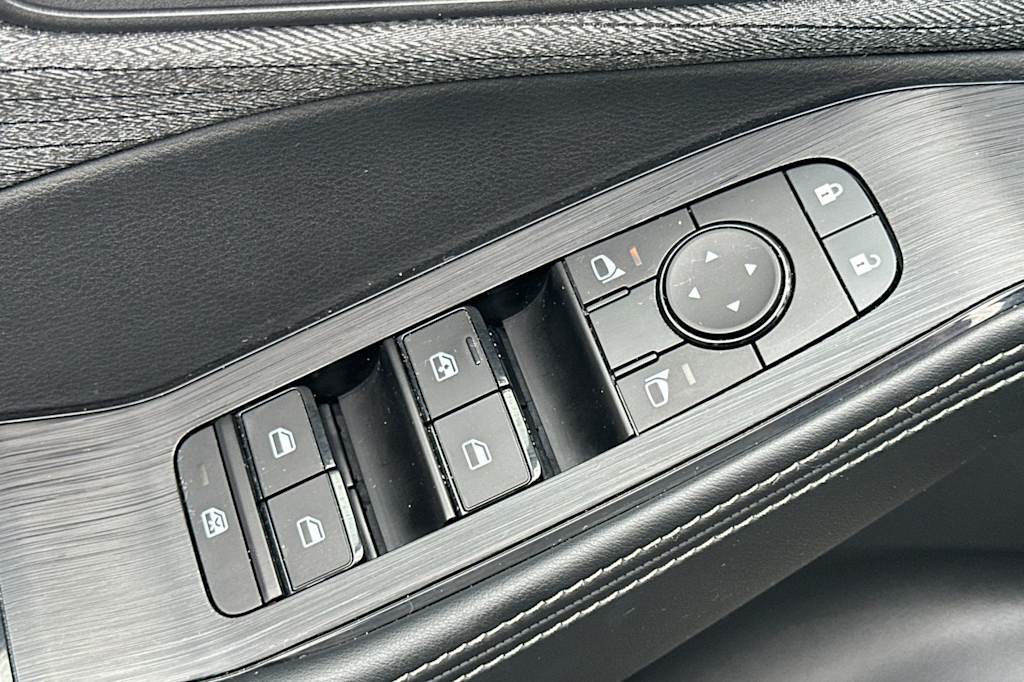 Thumbnail: 2023 Nissan Rogue - 23