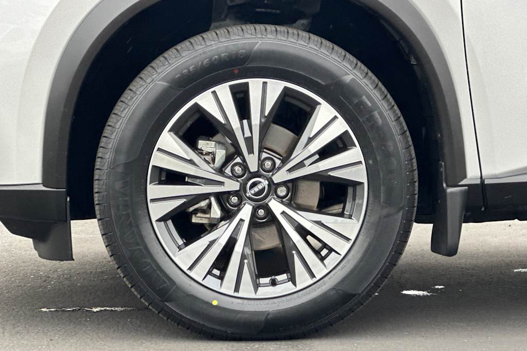 Thumbnail: 2023 Nissan Rogue - 8