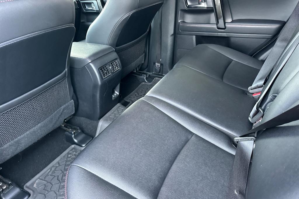 Thumbnail: 2021 Toyota 4Runner - 10