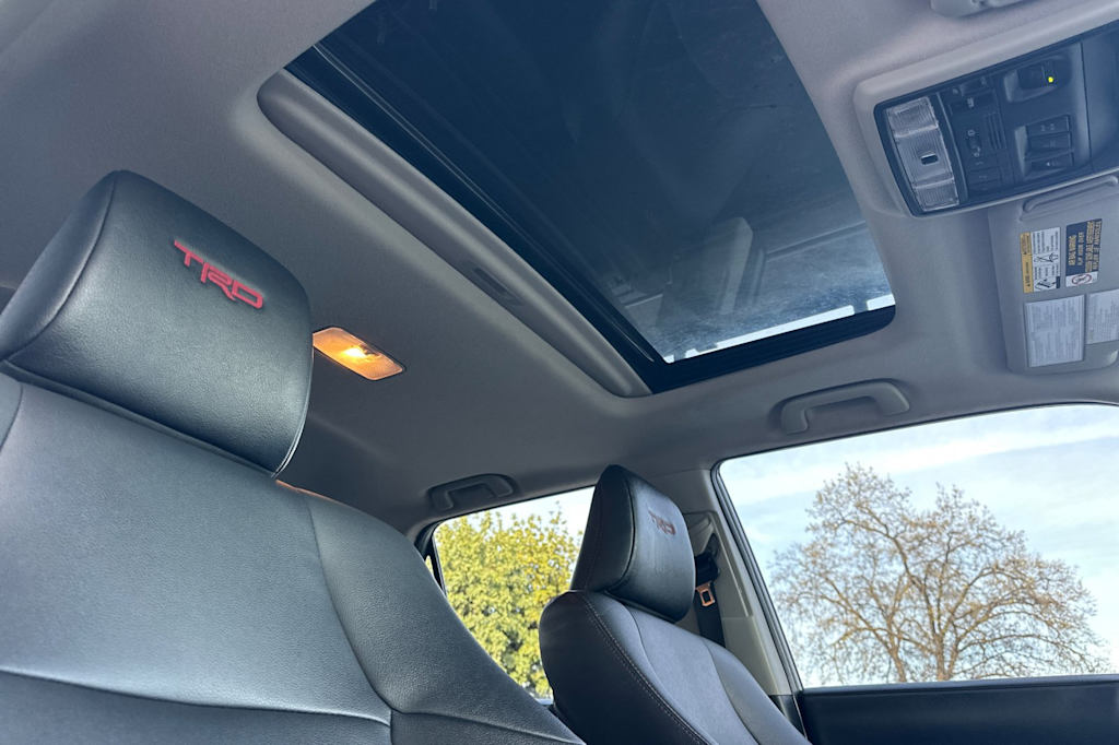 Thumbnail: 2021 Toyota 4Runner - 23