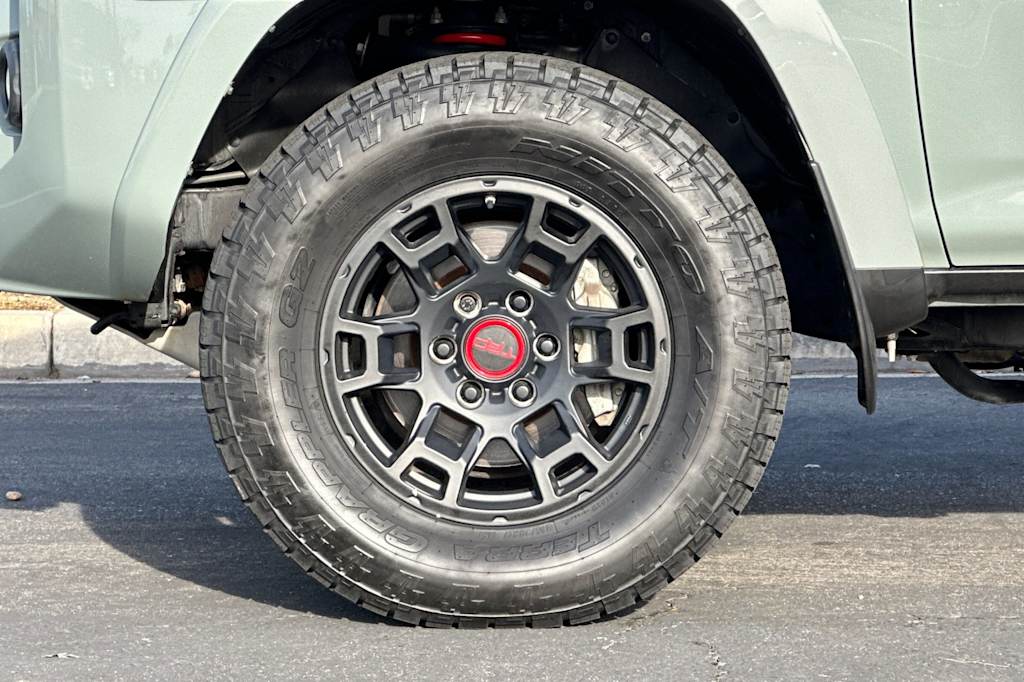 Thumbnail: 2021 Toyota 4Runner - 8