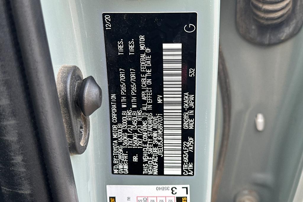 Thumbnail: 2021 Toyota 4Runner - 17