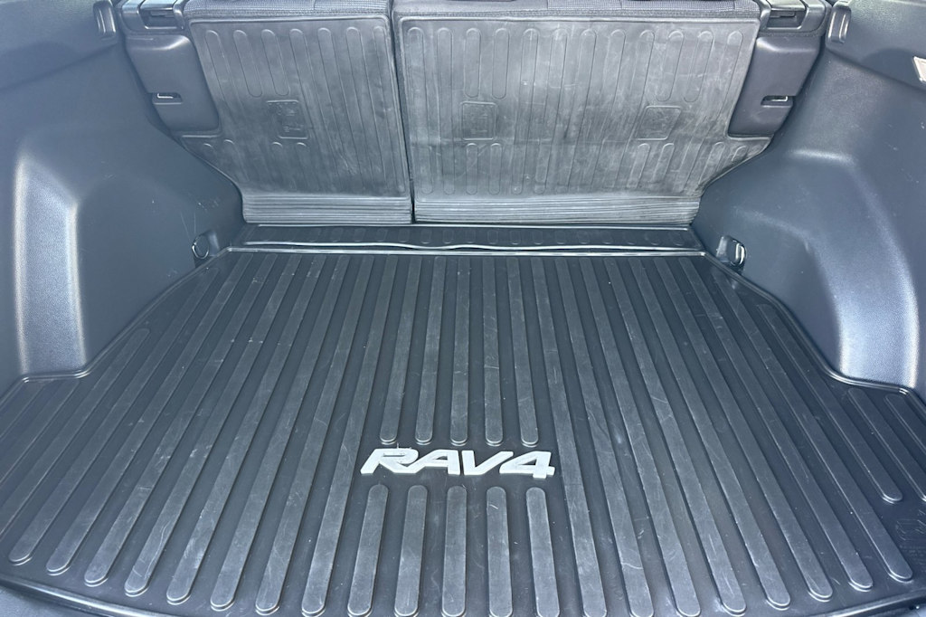 Thumbnail: 2025 Toyota RAV4 - 7