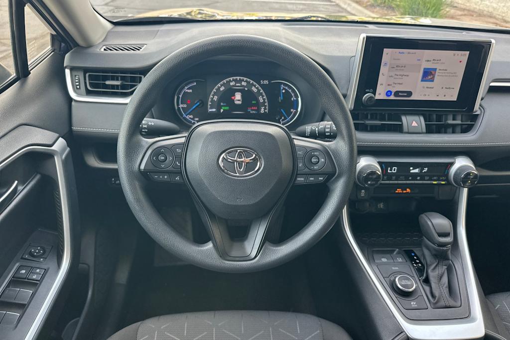Thumbnail: 2025 Toyota RAV4 - 11