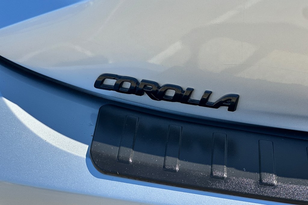 Thumbnail: 2023 Toyota Corolla - 6