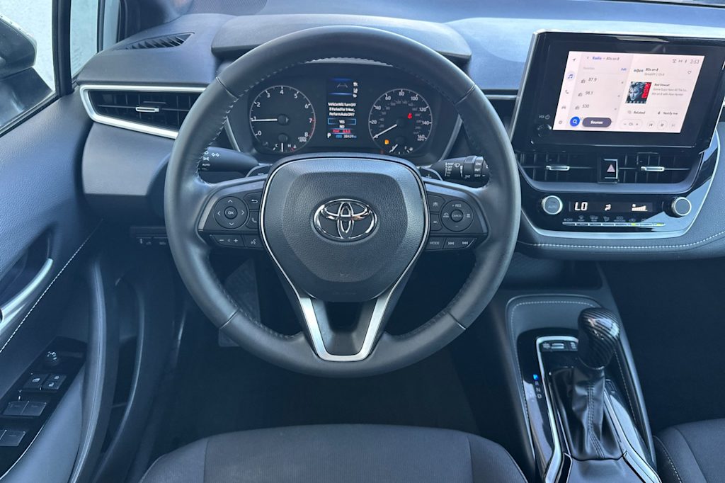 Thumbnail: 2023 Toyota Corolla - 11