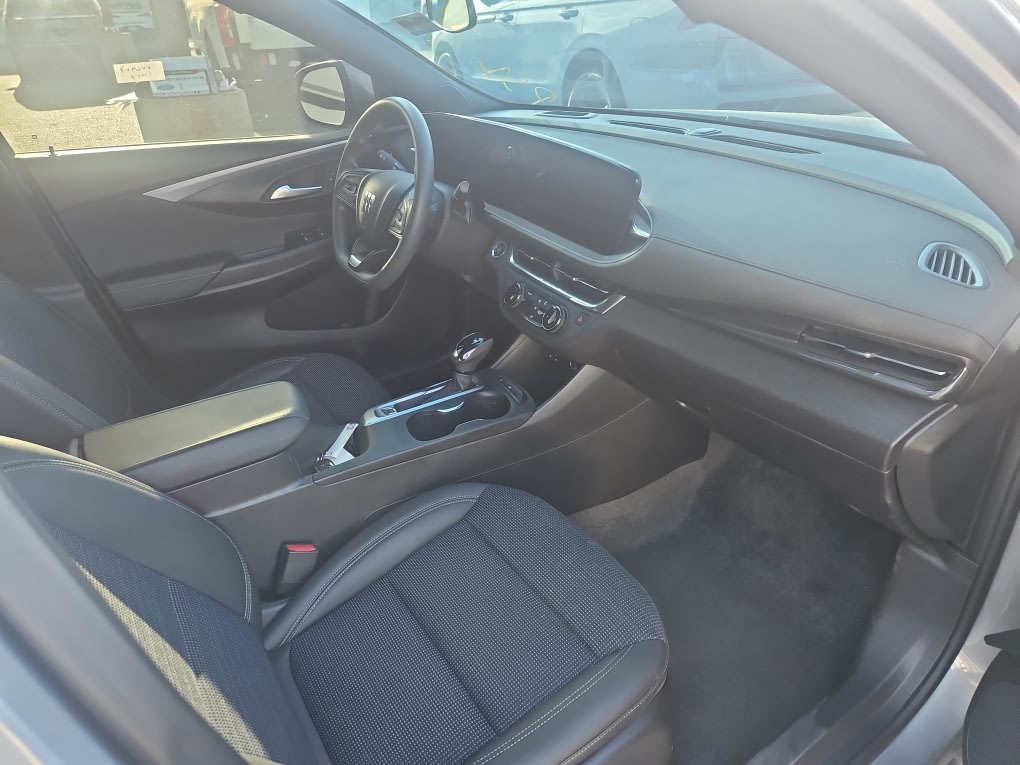 Thumbnail: 2026 Buick Envista - 10