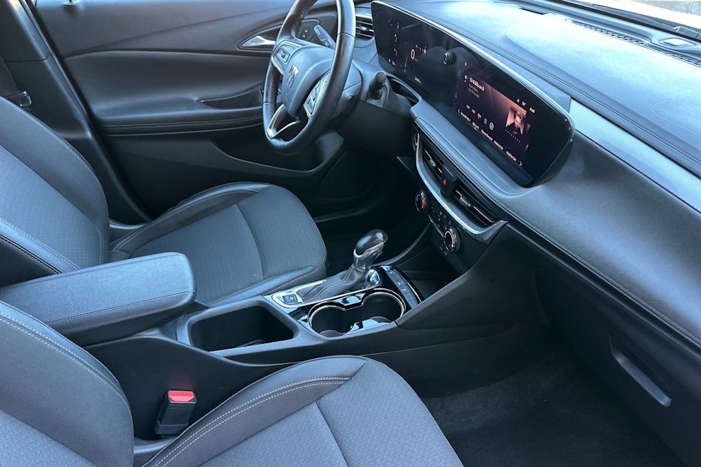Thumbnail: 2024 Buick Encore GX - 13