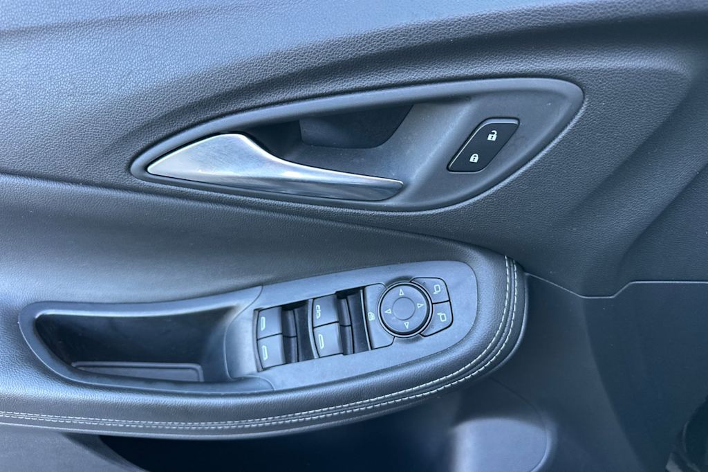 Thumbnail: 2024 Buick Encore GX - 23