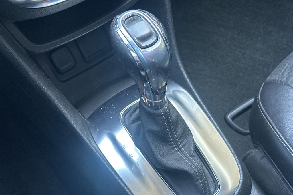 Thumbnail: 2015 Buick Encore - 15
