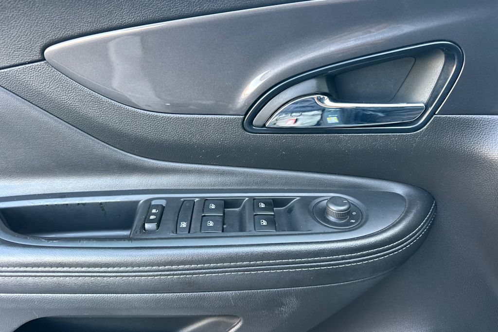 Thumbnail: 2020 Buick Encore - 22
