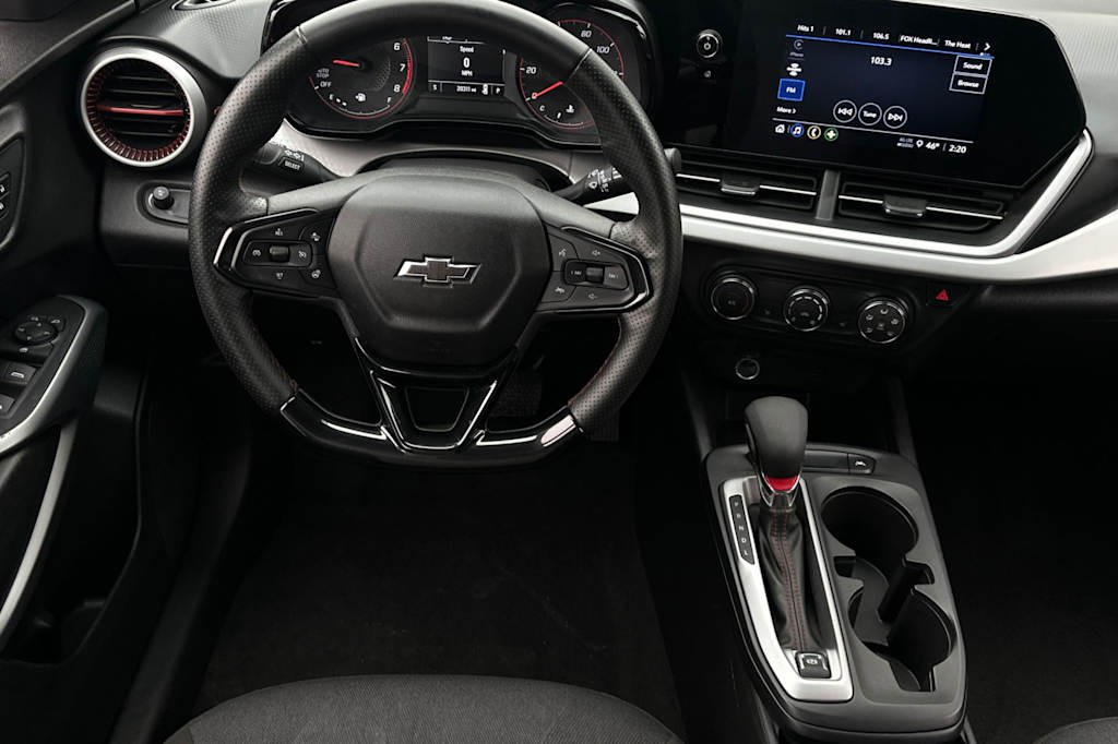 Thumbnail: 2025 Chevrolet Trax - 12