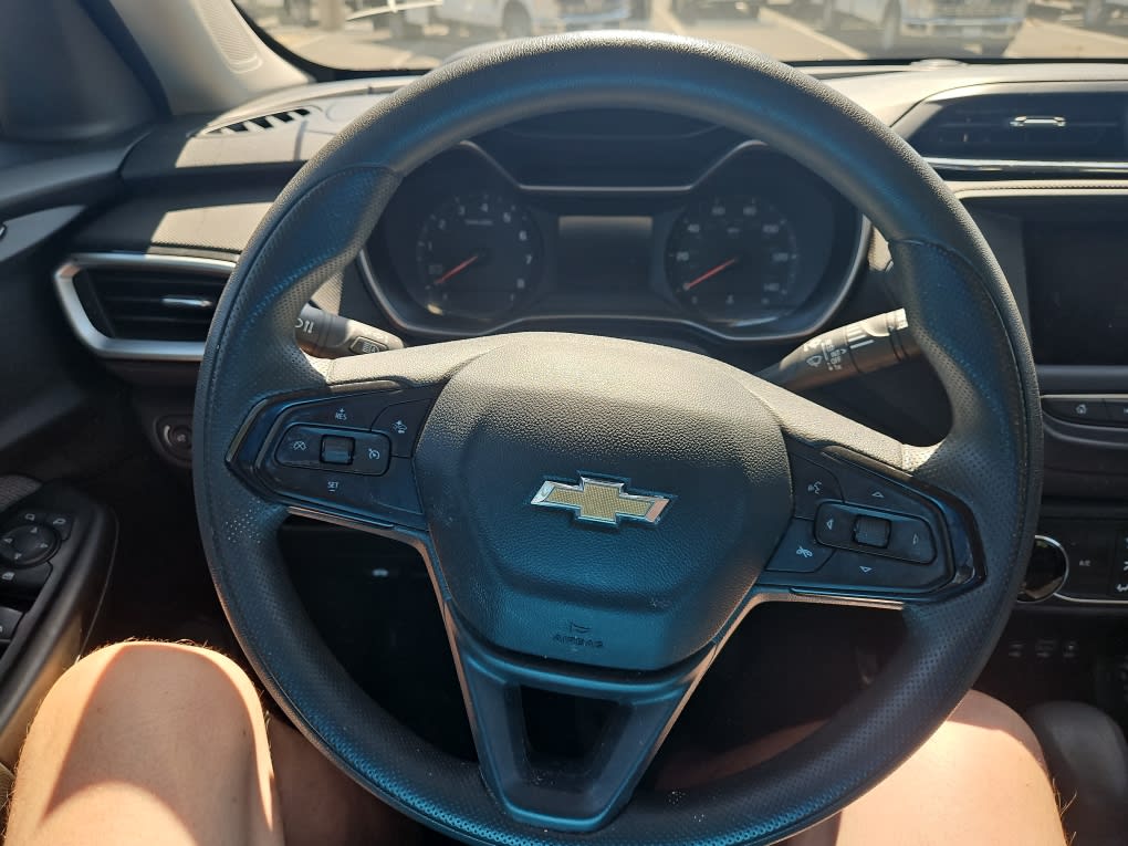 Thumbnail: 2023 Chevrolet TrailBlazer - 11