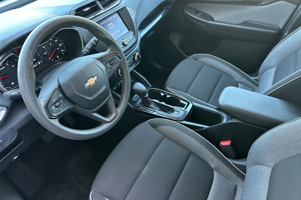 Thumbnail: 2023 Chevrolet TrailBlazer - 9