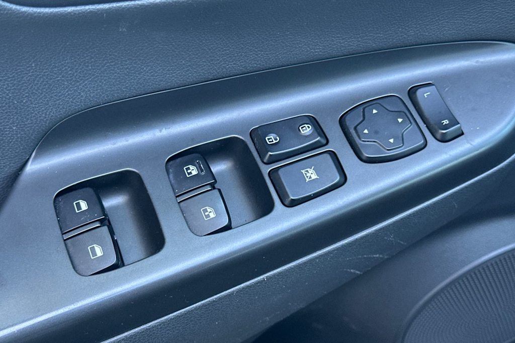 Thumbnail: 2020 Hyundai Kona - 22