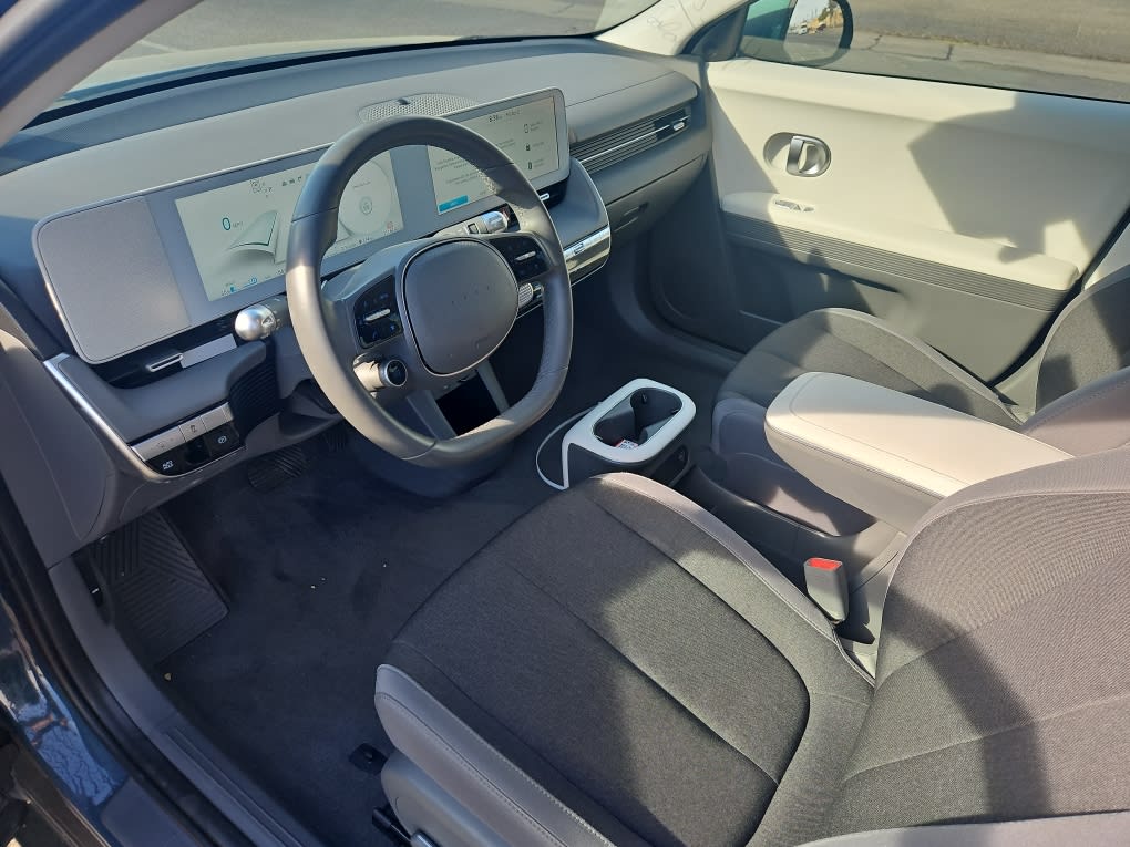 Thumbnail: 2023 Hyundai Ioniq 5 - 10