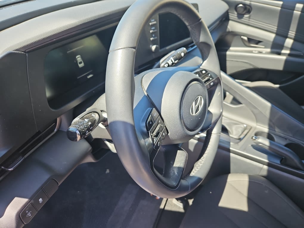 Thumbnail: 2025 Hyundai Elantra - 2