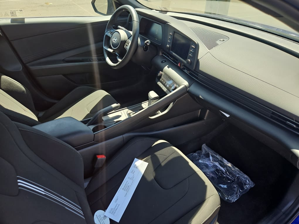 Thumbnail: 2025 Hyundai Elantra - 11