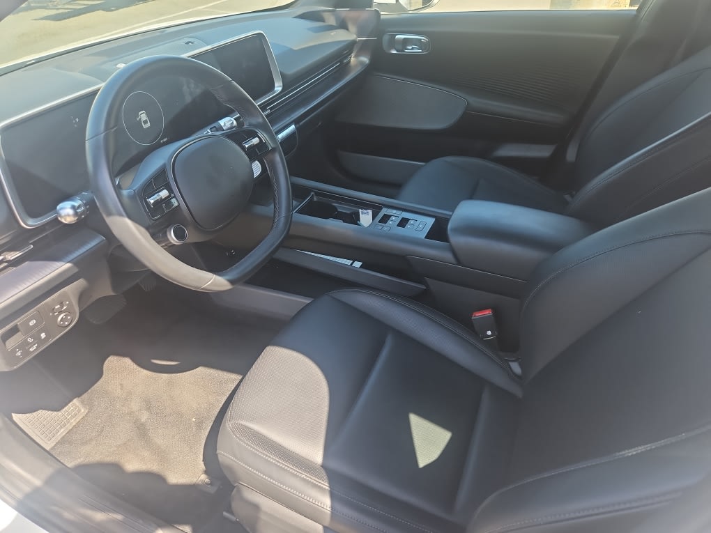 Thumbnail: 2023 Hyundai Ioniq 6 - 7