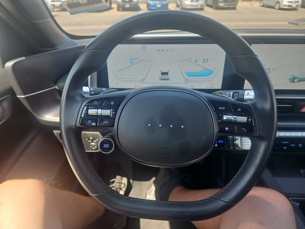 Thumbnail: 2023 Hyundai Ioniq 6 - 9