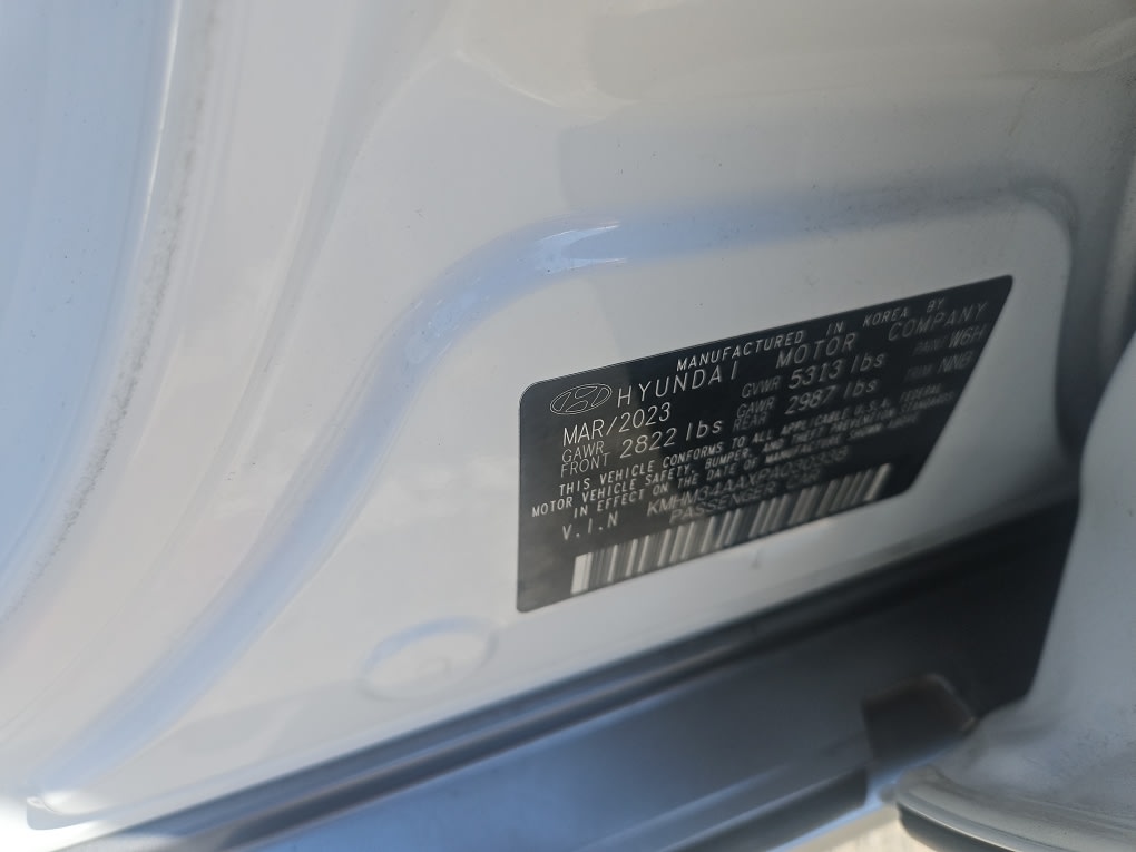Thumbnail: 2023 Hyundai Ioniq 6 - 14
