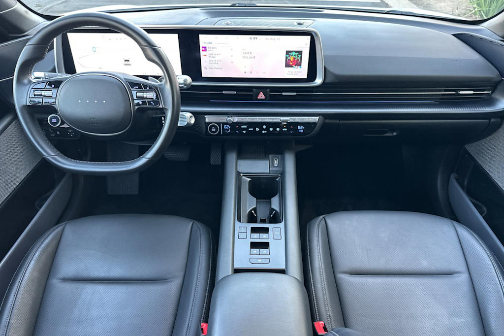 Thumbnail: 2023 Hyundai Ioniq 6 - 2