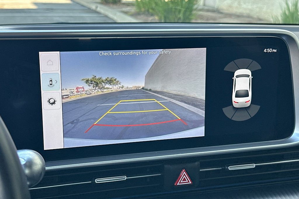 Thumbnail: 2023 Hyundai Ioniq 6 - 22