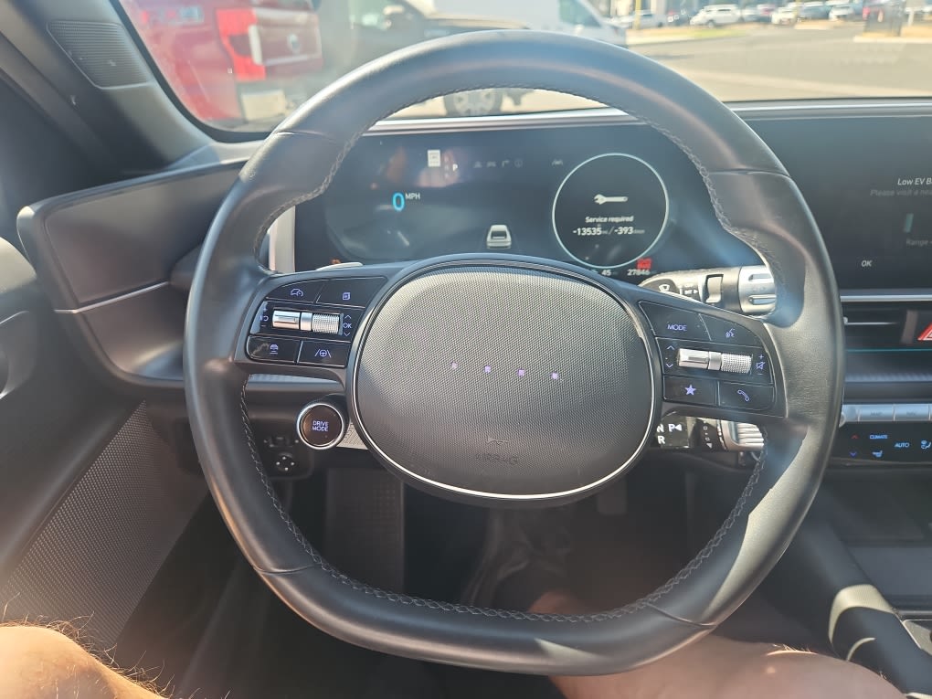 Thumbnail: 2023 Hyundai Ioniq 6 - 9
