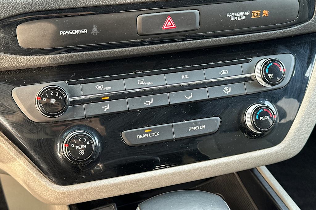 Thumbnail: 2021 Kia Sedona - 25