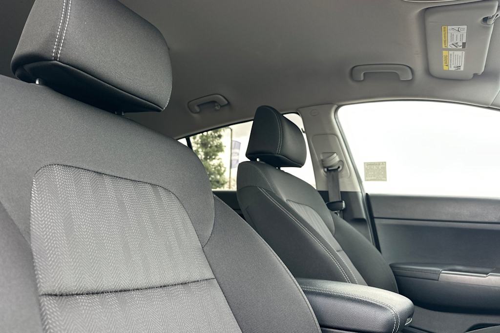 Thumbnail: 2022 Kia Sportage - 10