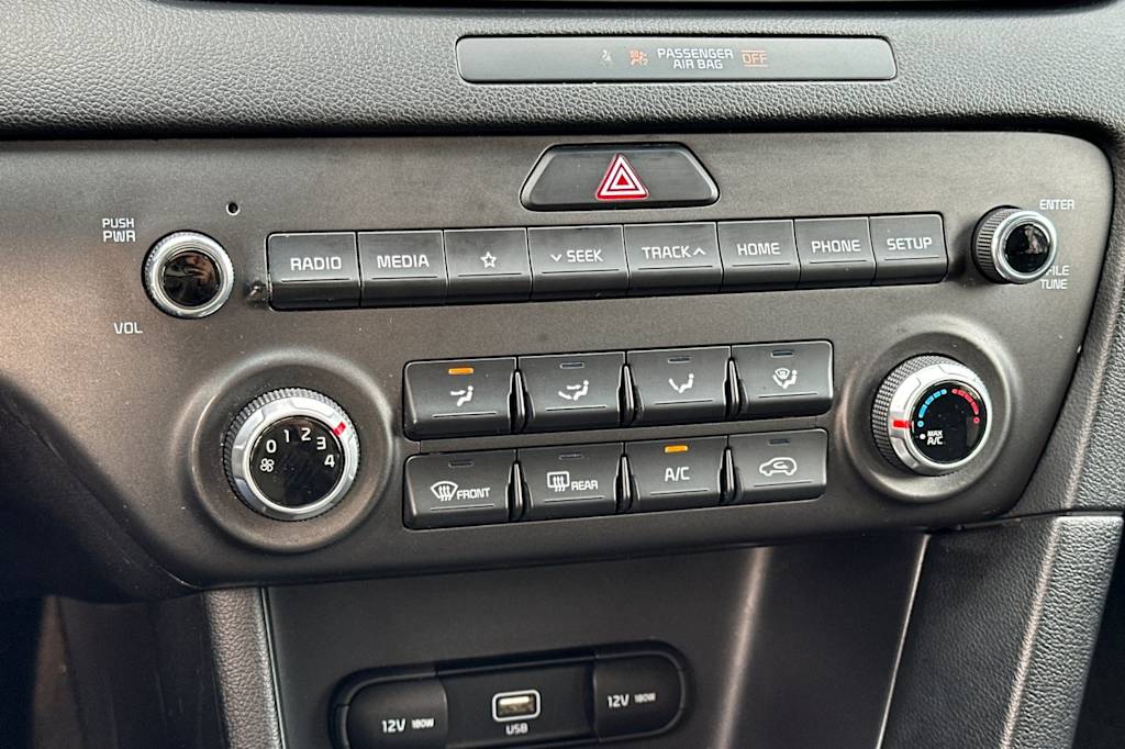 Thumbnail: 2022 Kia Sportage - 25