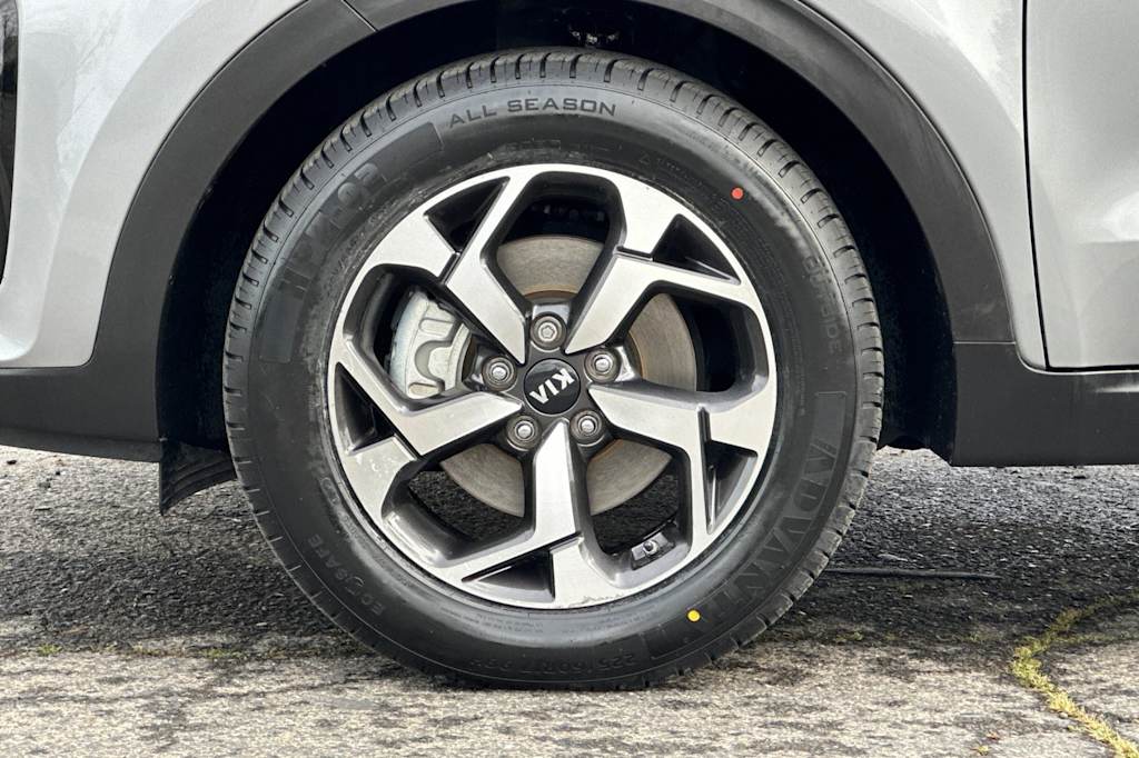 Thumbnail: 2022 Kia Sportage - 8