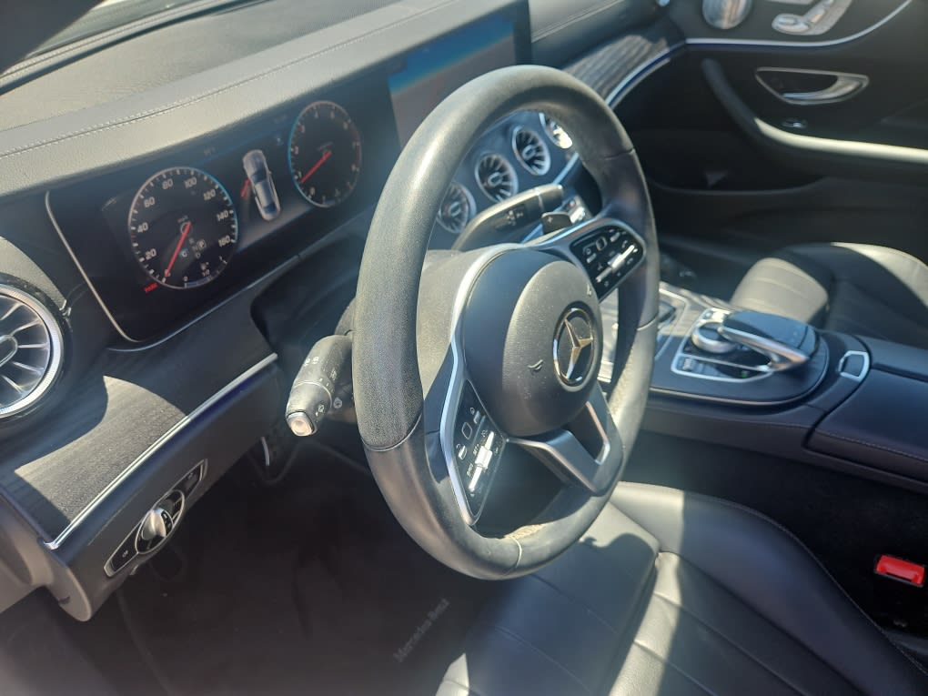 Thumbnail: 2020 Mercedes-Benz E-Class - 2