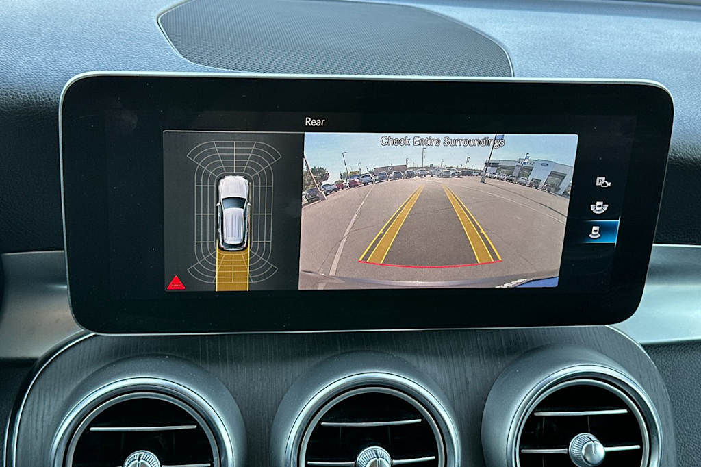 Thumbnail: 2022 Mercedes-Benz GLC - 23