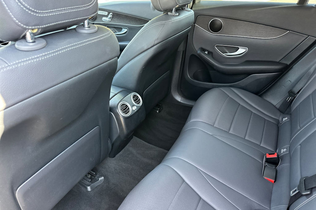 Thumbnail: 2022 Mercedes-Benz GLC - 11