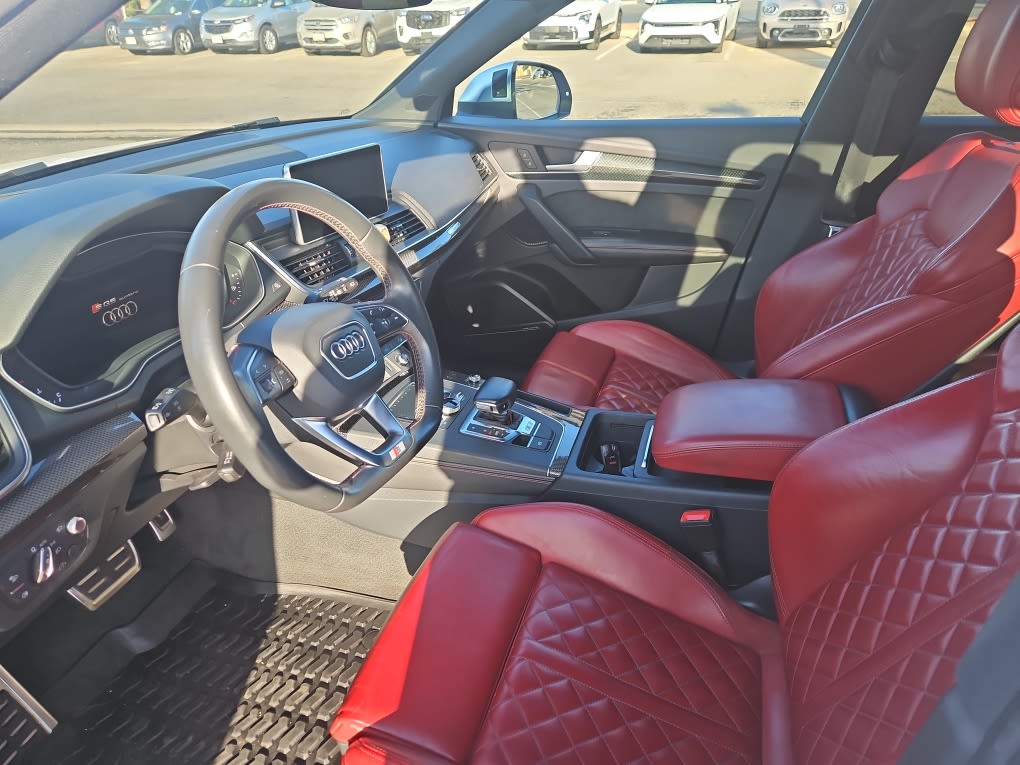 Thumbnail: 2018 Audi SQ5 - 20