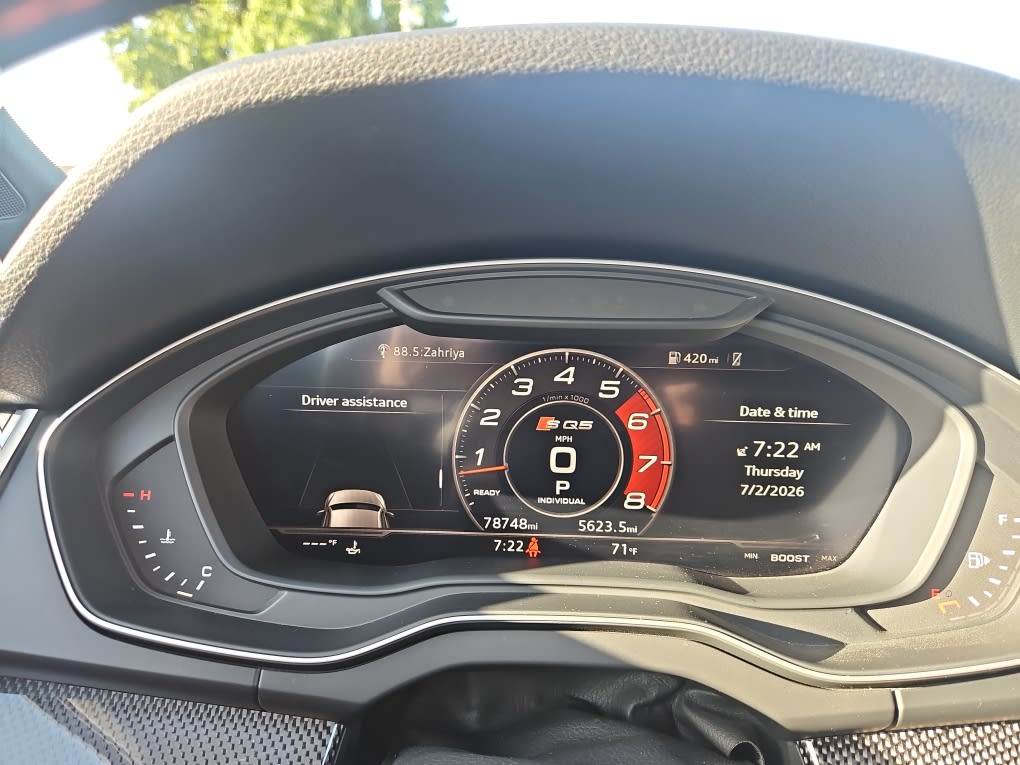 Thumbnail: 2018 Audi SQ5 - 16