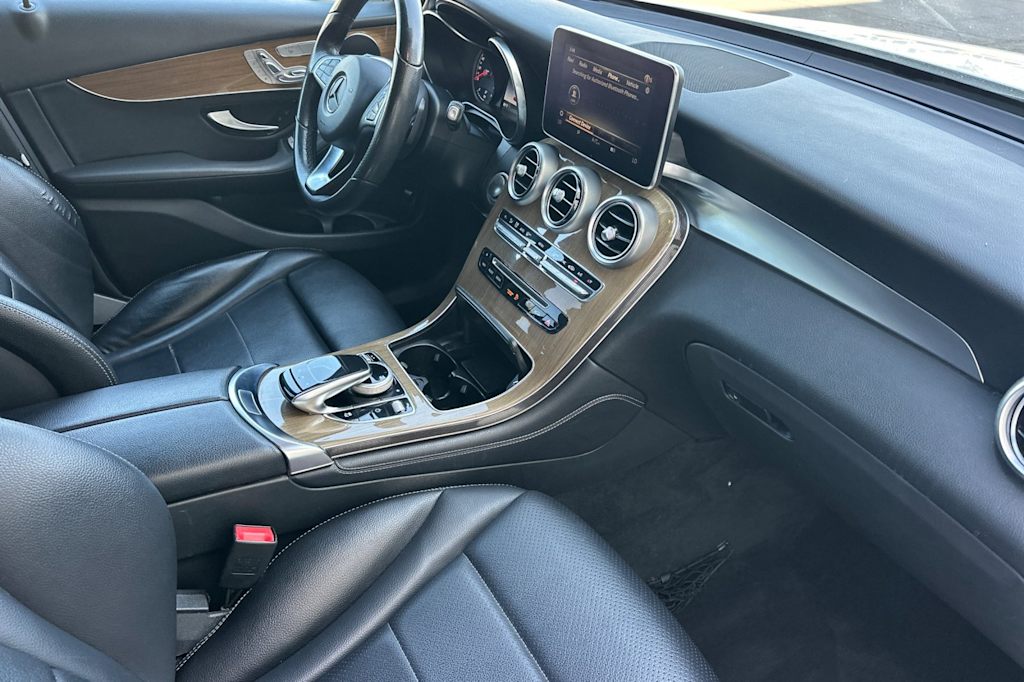 Thumbnail: 2018 Mercedes-Benz GLC - 12
