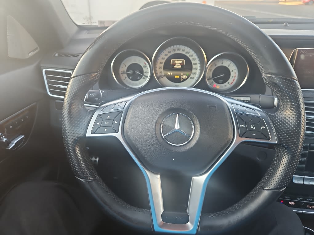 Thumbnail: 2014 Mercedes-Benz E-Class - 11