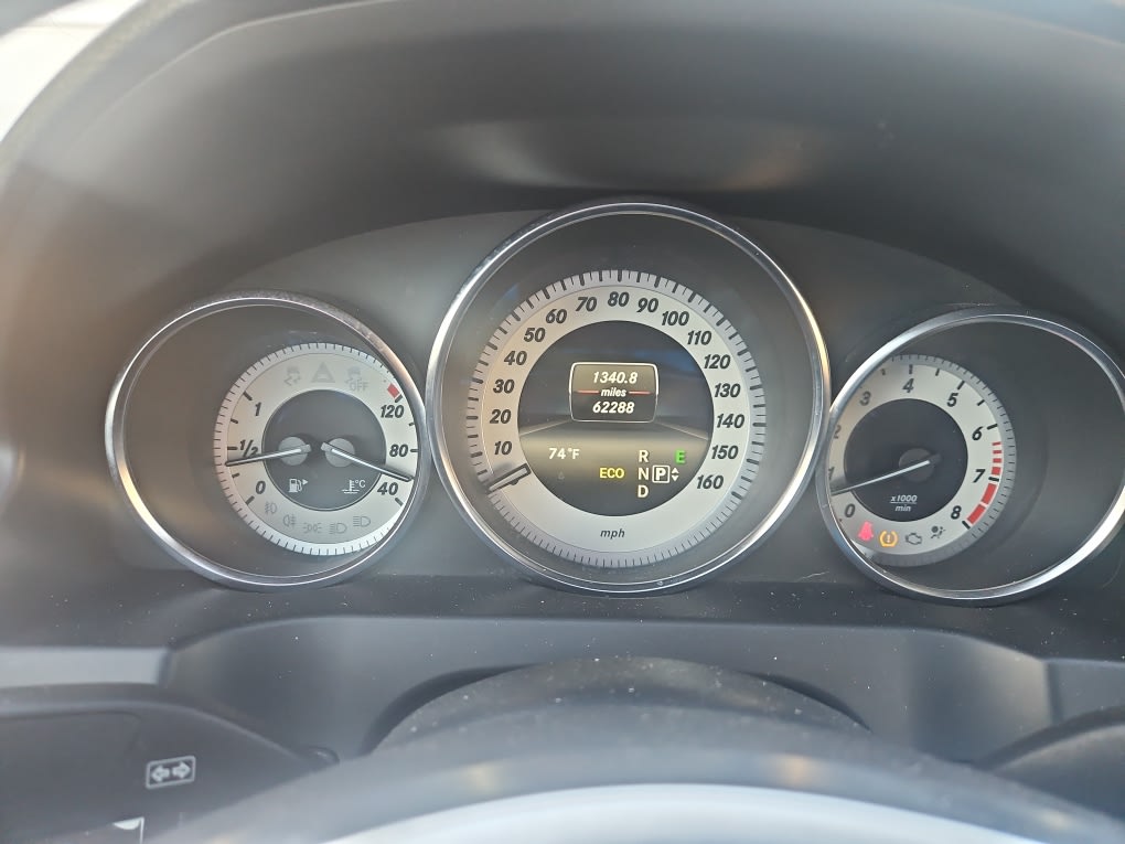 Thumbnail: 2014 Mercedes-Benz E-Class - 14