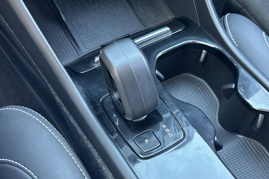 Thumbnail: 2023 Volvo C40 - 14