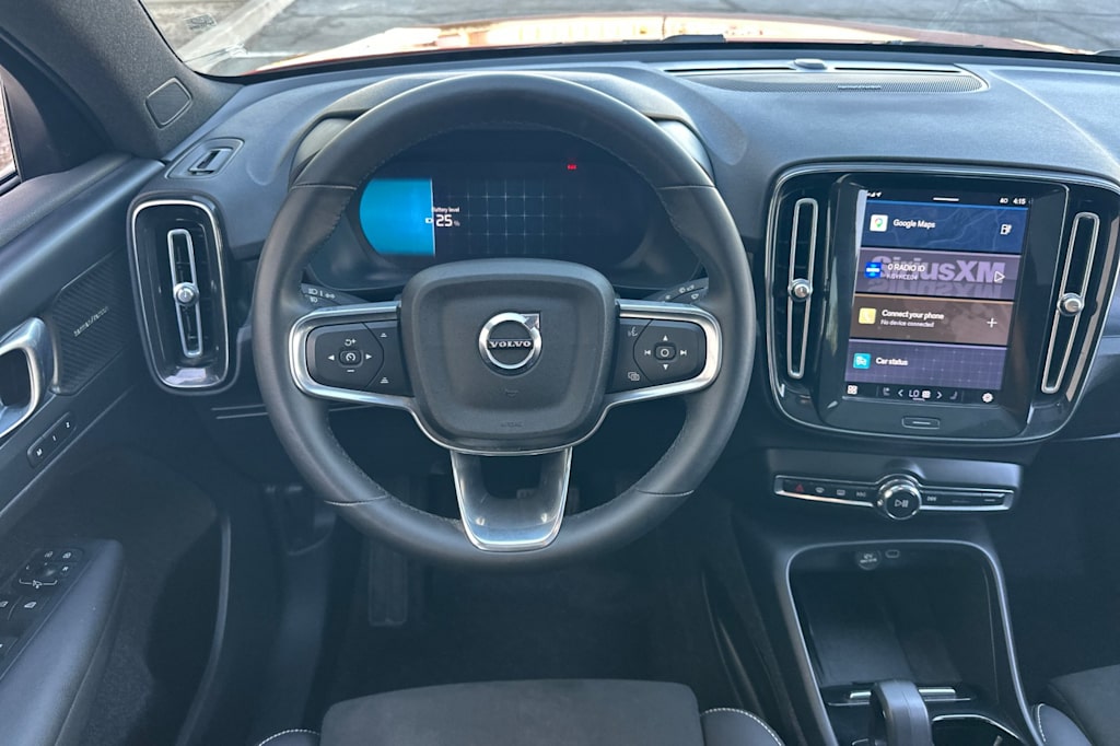 Thumbnail: 2023 Volvo C40 - 11