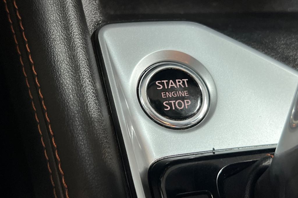 2022 Nissan Altima SR 23