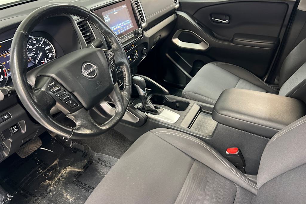 2022 Nissan Frontier SV 7