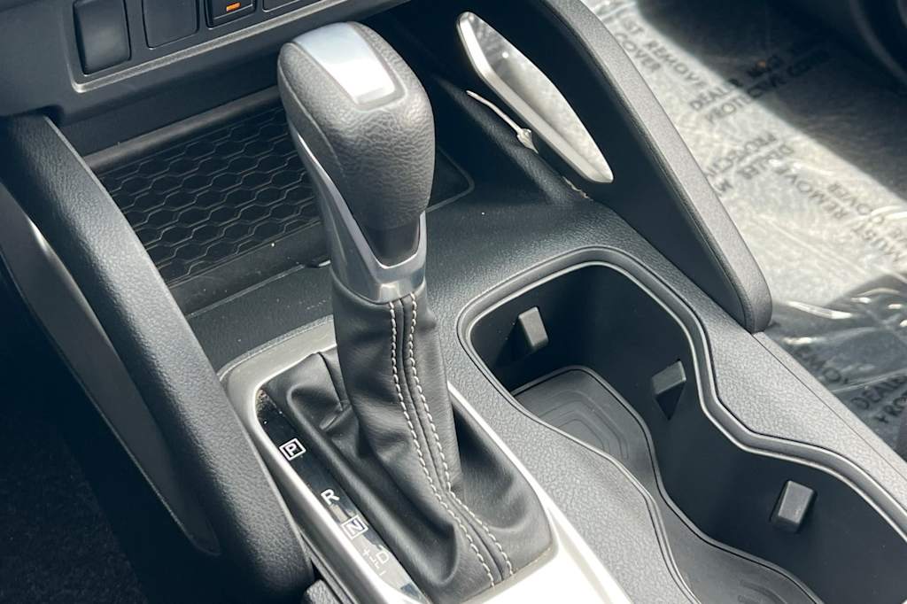 2022 Nissan Frontier SV 13