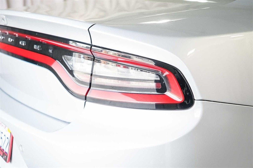2022 Dodge Charger SXT 22