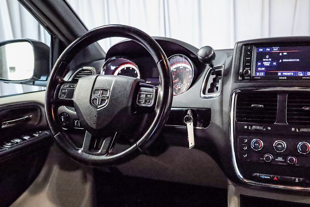 2019 Dodge Grand Caravan SXT 8