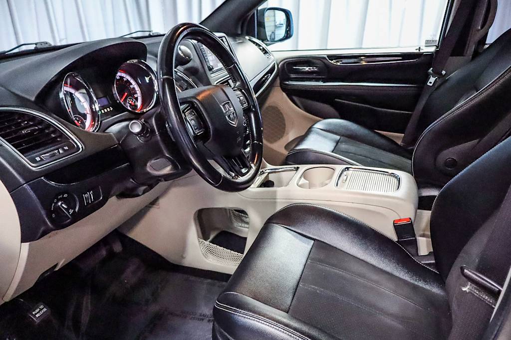 2019 Dodge Grand Caravan SXT 10