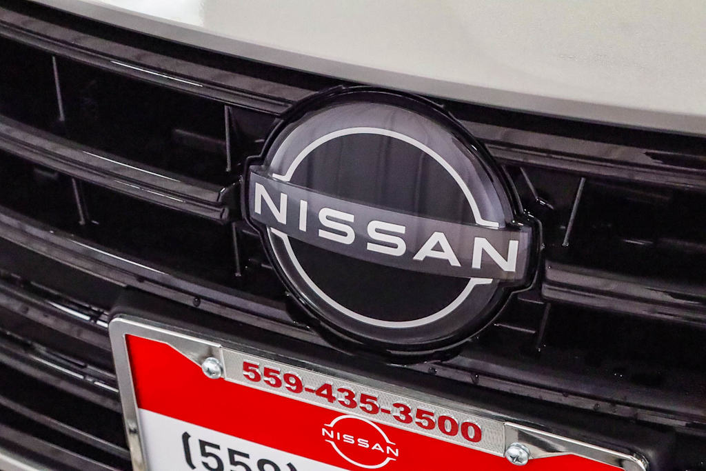 2025 Nissan Versa S 6